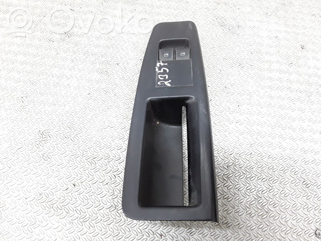Electric window control switch   6Q1867171E