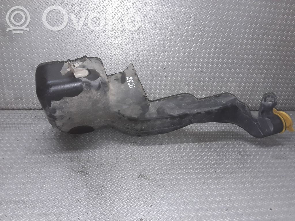 Logu šķidruma tvertne
