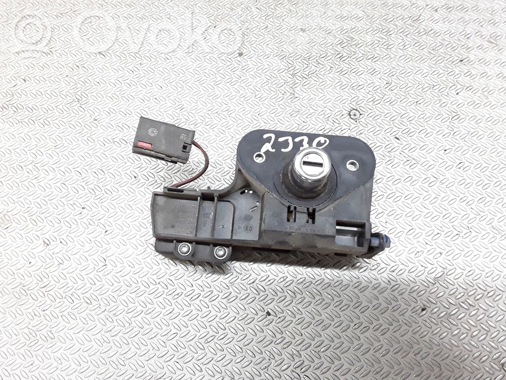 Tailgate/trunk/boot lock/catch/latch   09183495