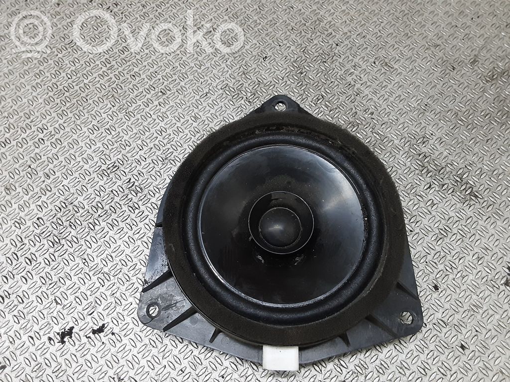 Toyota Avensis Verso Altoparlante portiera posteriore
