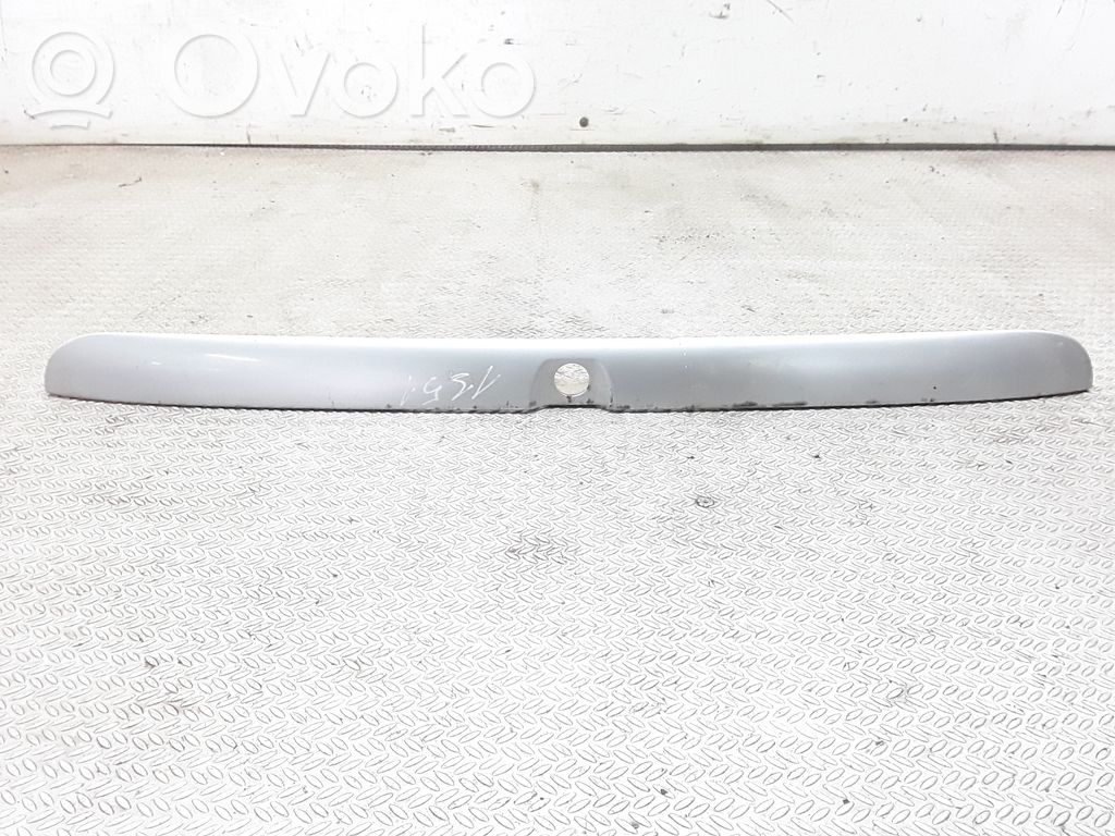 Éclairage de plaque d'immatriculation   8D9827574