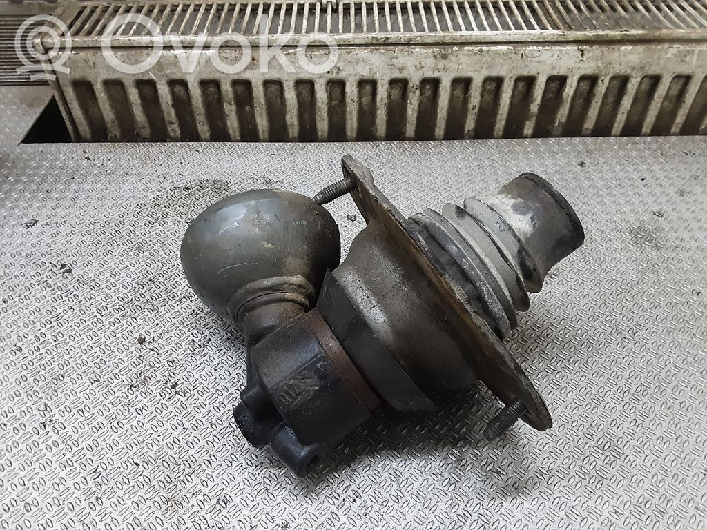 Other front suspension part