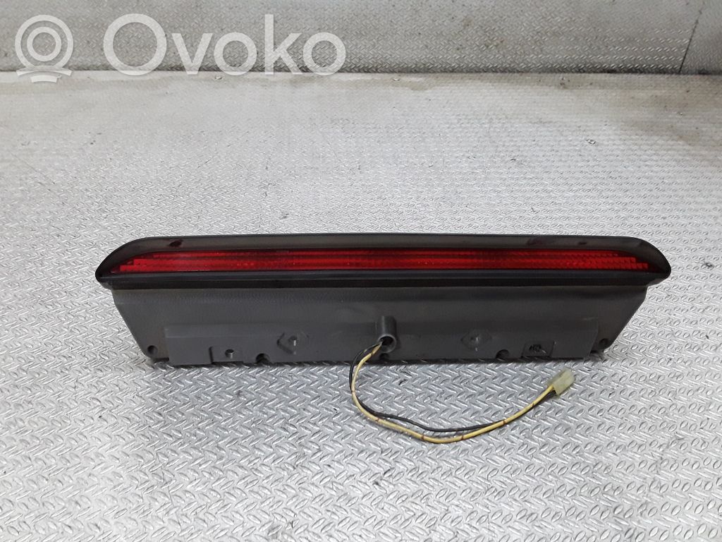 Subaru Forester SF Third/center stoplight 