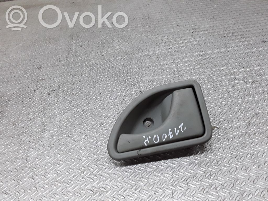 Renault Kangoo I Manecilla interna puerta delantera 