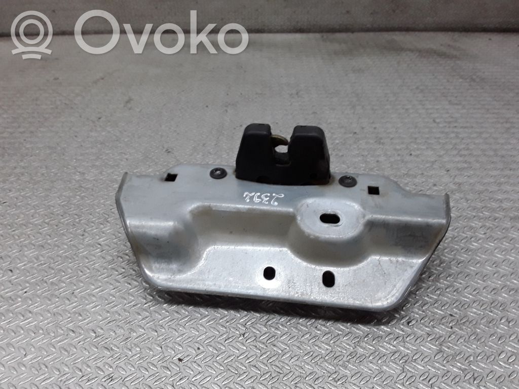 Tailgate/trunk/boot lock/catch/latch
