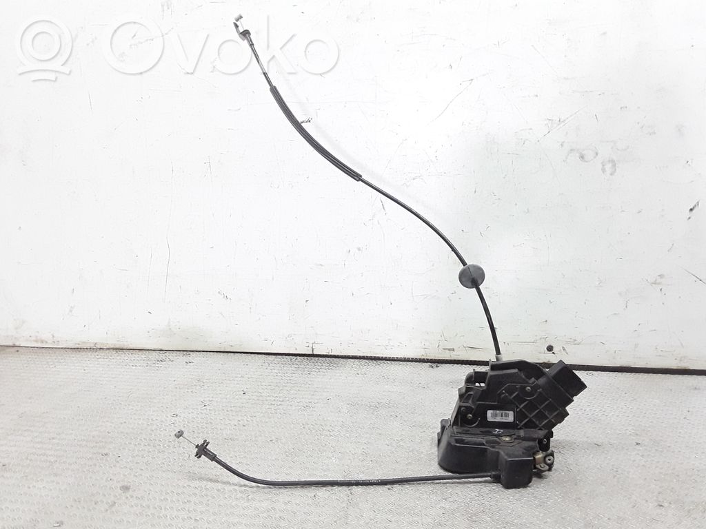 Ford Focus C-MAX Front door lock 