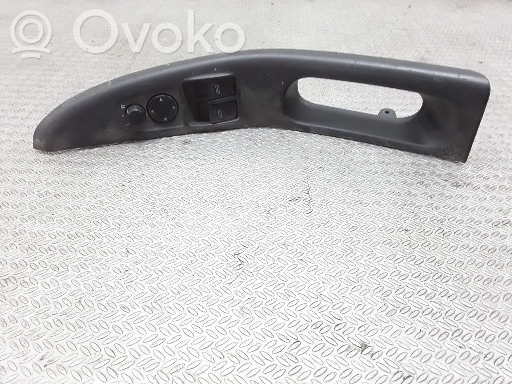 Interruptor del elevalunas eléctrico   8L0959851