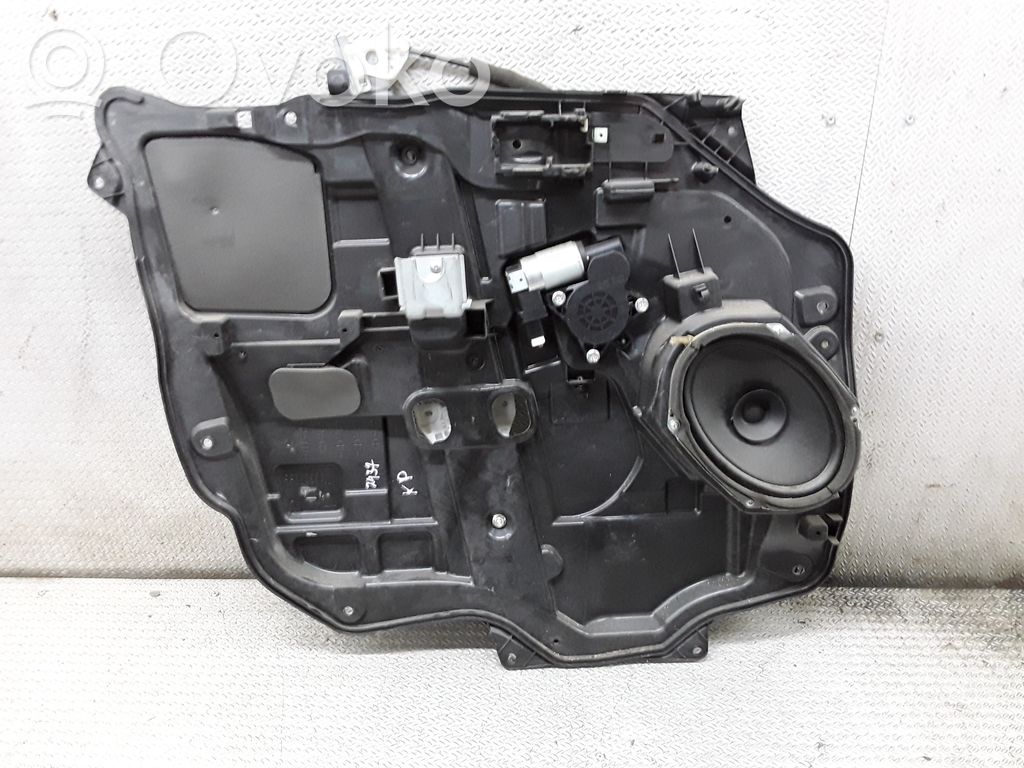 Mazda 5 Front door window regulator with motor 