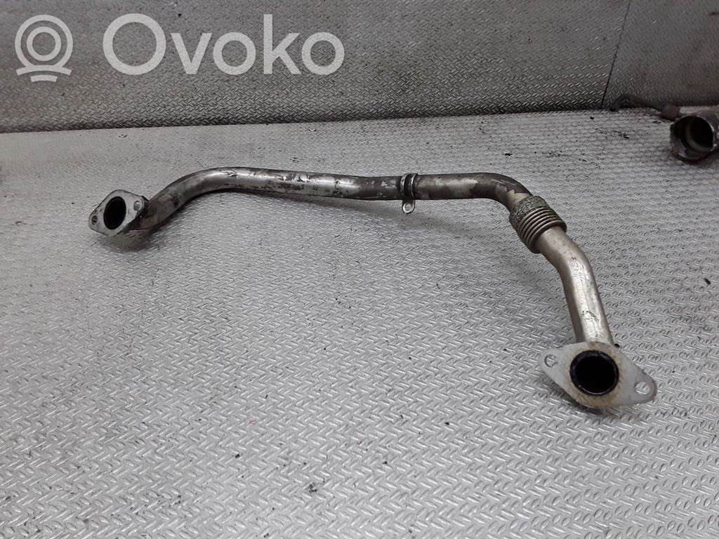 Volkswagen Touran I Linea/tubo flessibile della valvola EGR