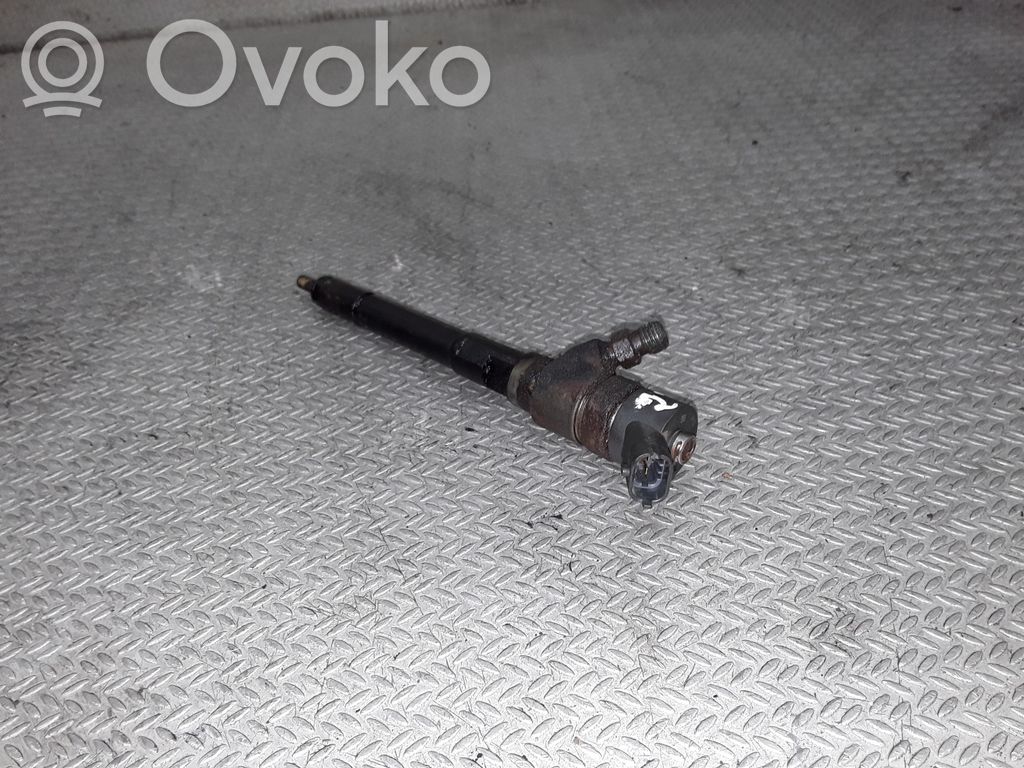 Inyector de combustible   0445110270