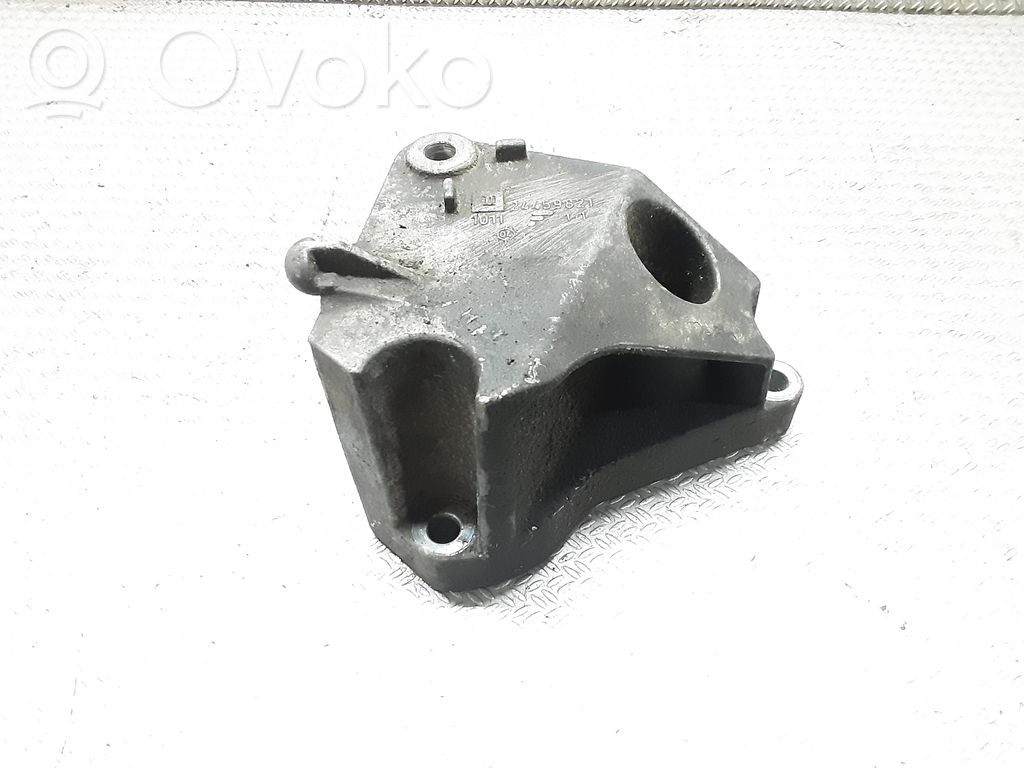 Saab 9-3 Ver2 Кронштейн крепления двигателя 