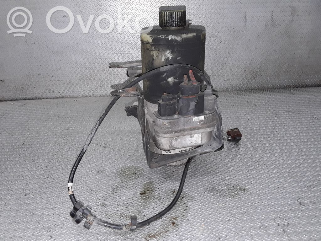 Volkswagen Polo IV 9N3 Ohjaustehostimen sähköpumppu 