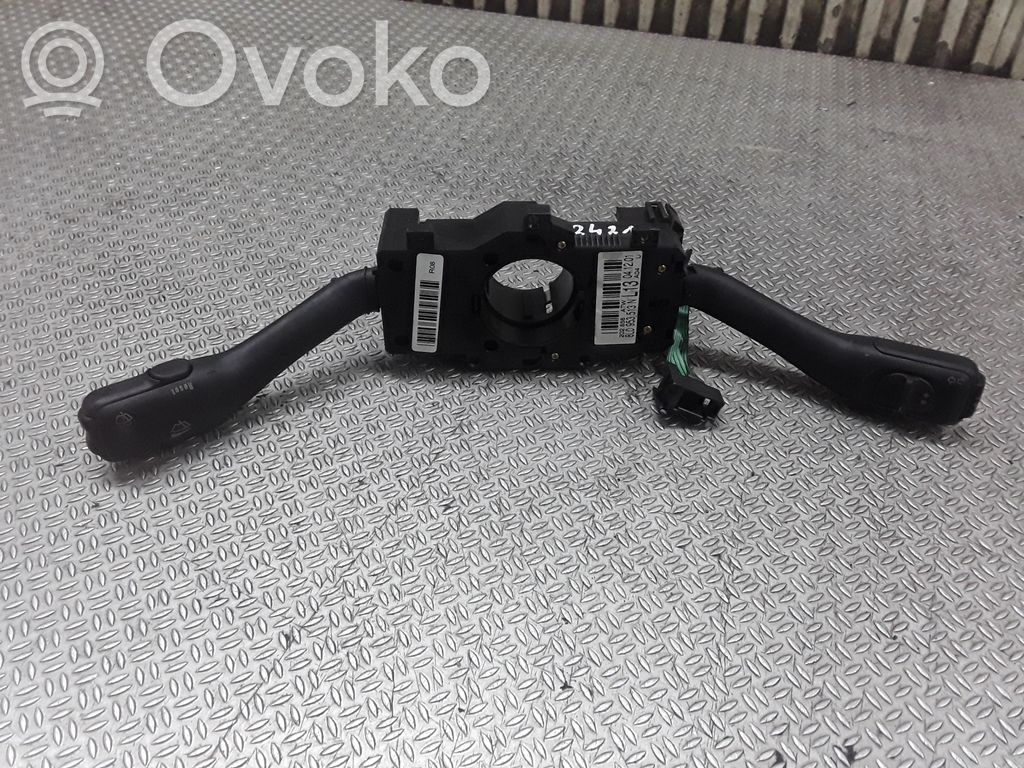 Audi A6 S6 C5 4B Leva/interruttore dell’indicatore di direzione e tergicristallo
