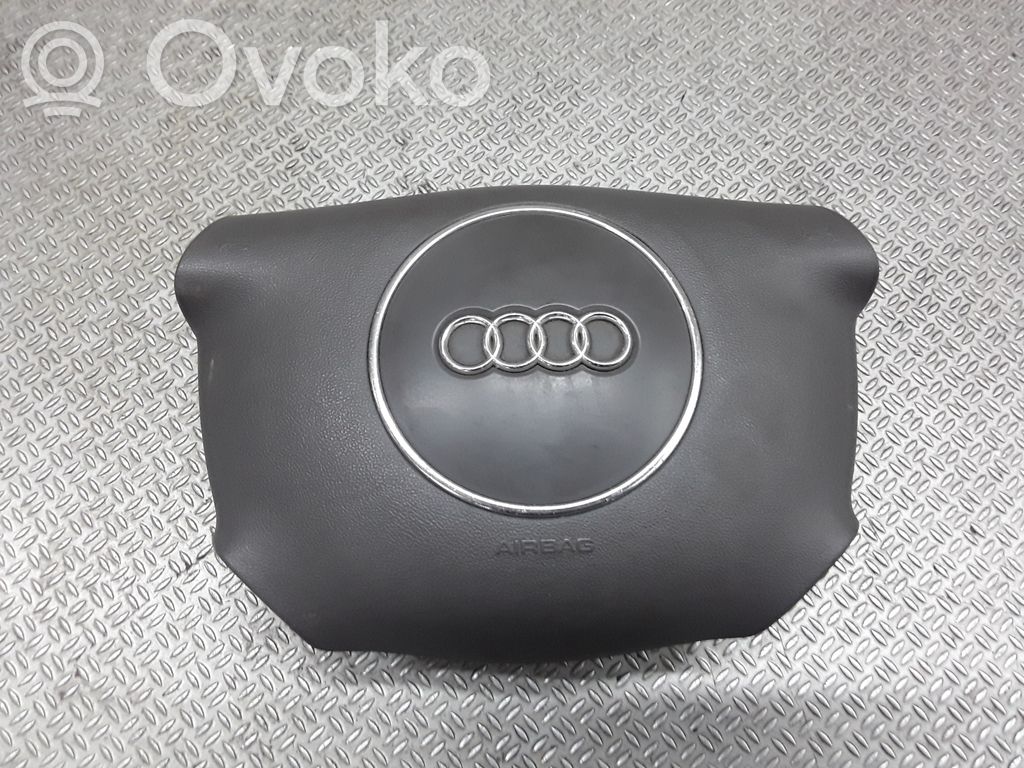 Audi A4 S4 B6 8E 8H Ohjauspyörän turvatyyny 