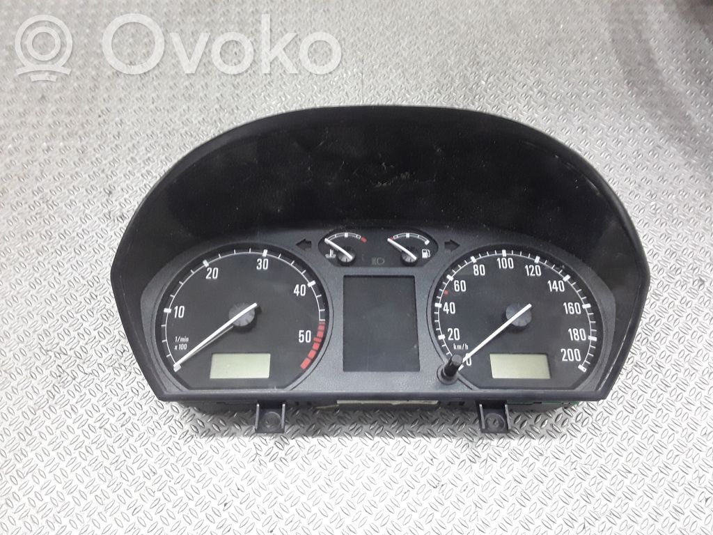 Skoda Fabia Mk1 (6Y) Nopeusmittari (mittaristo) 