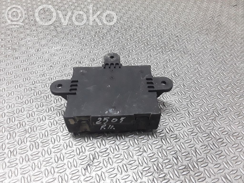 Durvju vadības bloks   7G9T14B533CE