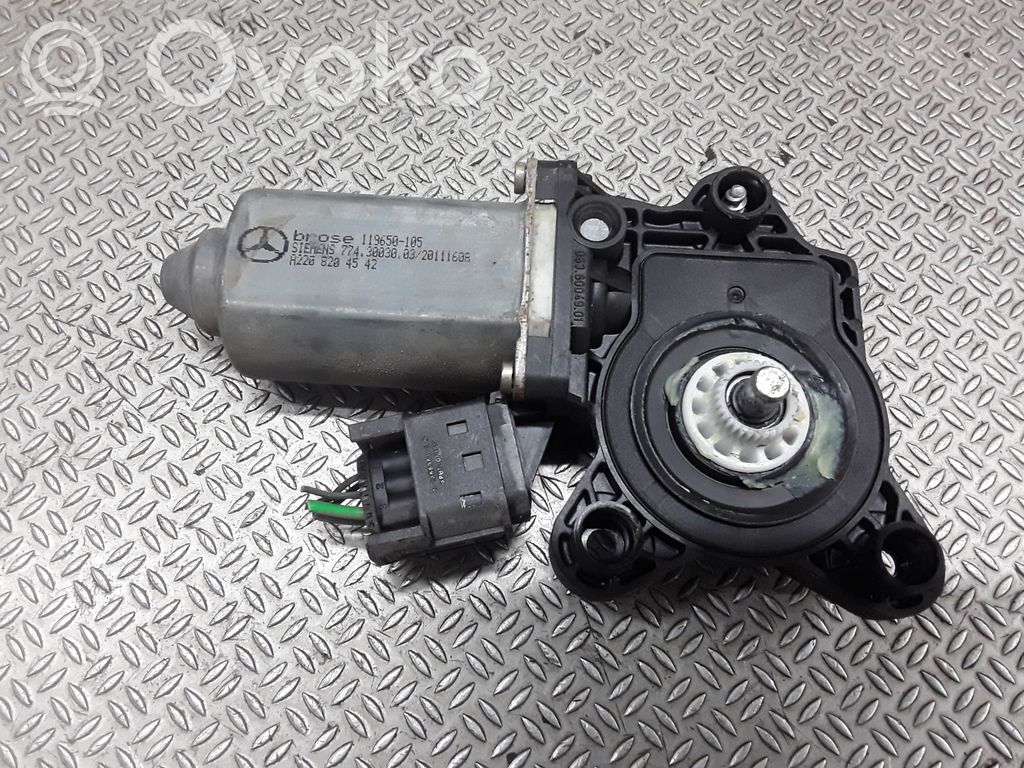 Fensterhebermotor Tür vorne   119650105