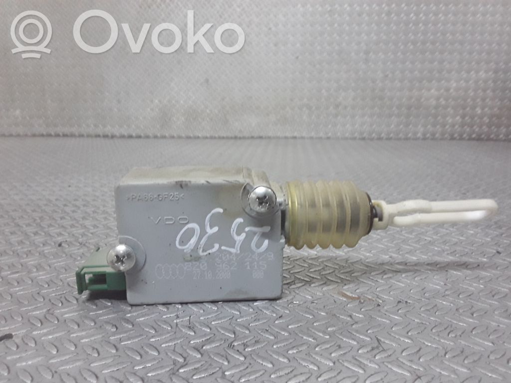 Audi A2 Central locking motor 