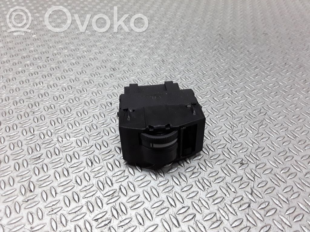 Audi A6 S6 C5 4B Interior lighting switch 