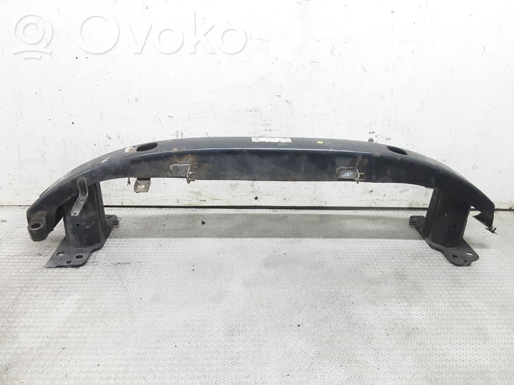 Priekšpusē bampera sija / balka   3D0807105