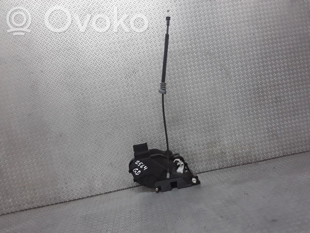 Rear door lock   30753674