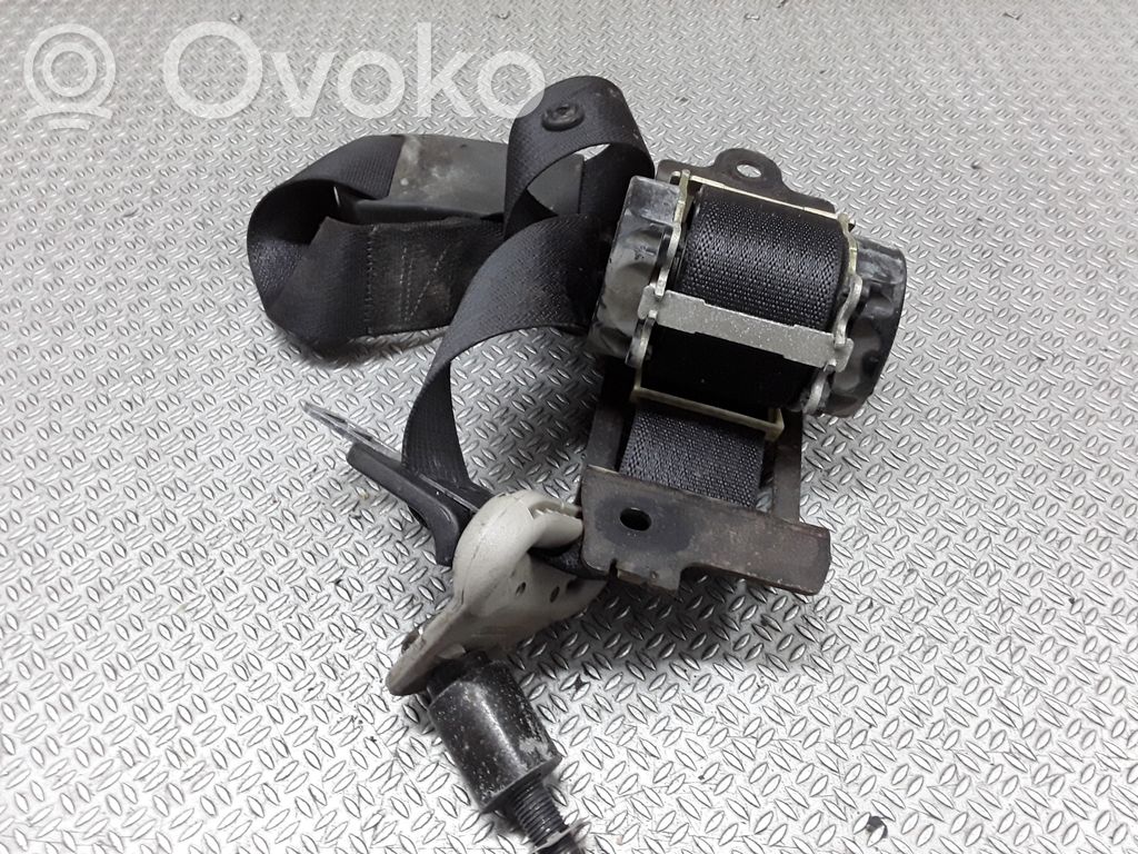 Rear seatbelt   685300E
