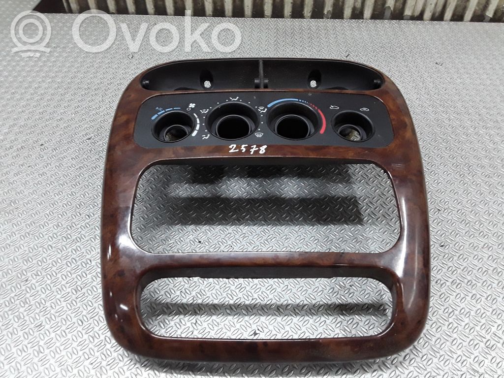 Chrysler Neon II Rămă unitate control climatizare 