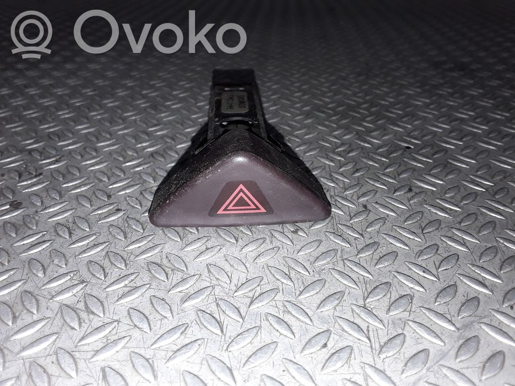 Volvo V70 Interruttore luci di emergenza
