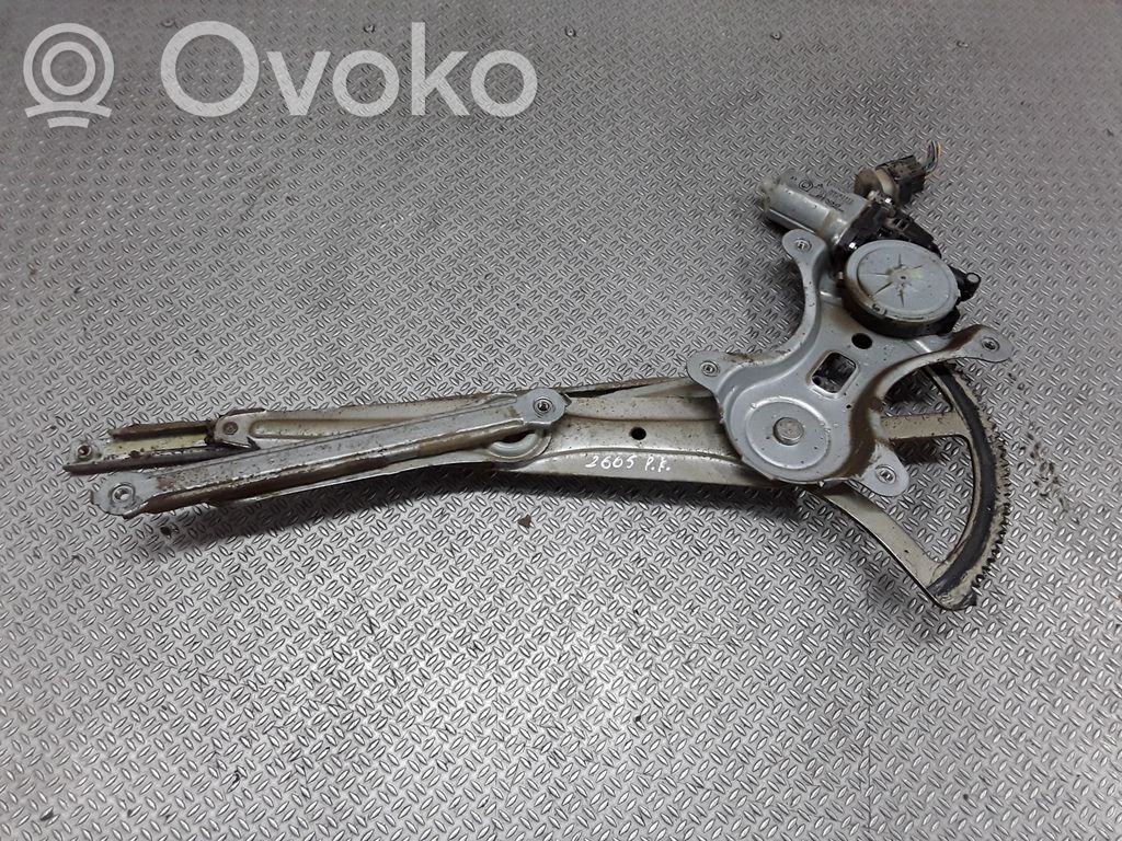 Mitsubishi L200 Regulador de puerta delantera con motor