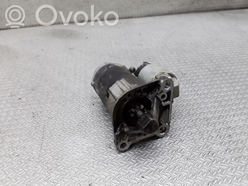 Motor de arranque   8200815083
