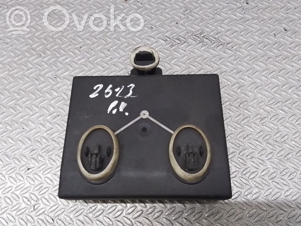 Unité de commande module de porte   7N0959793