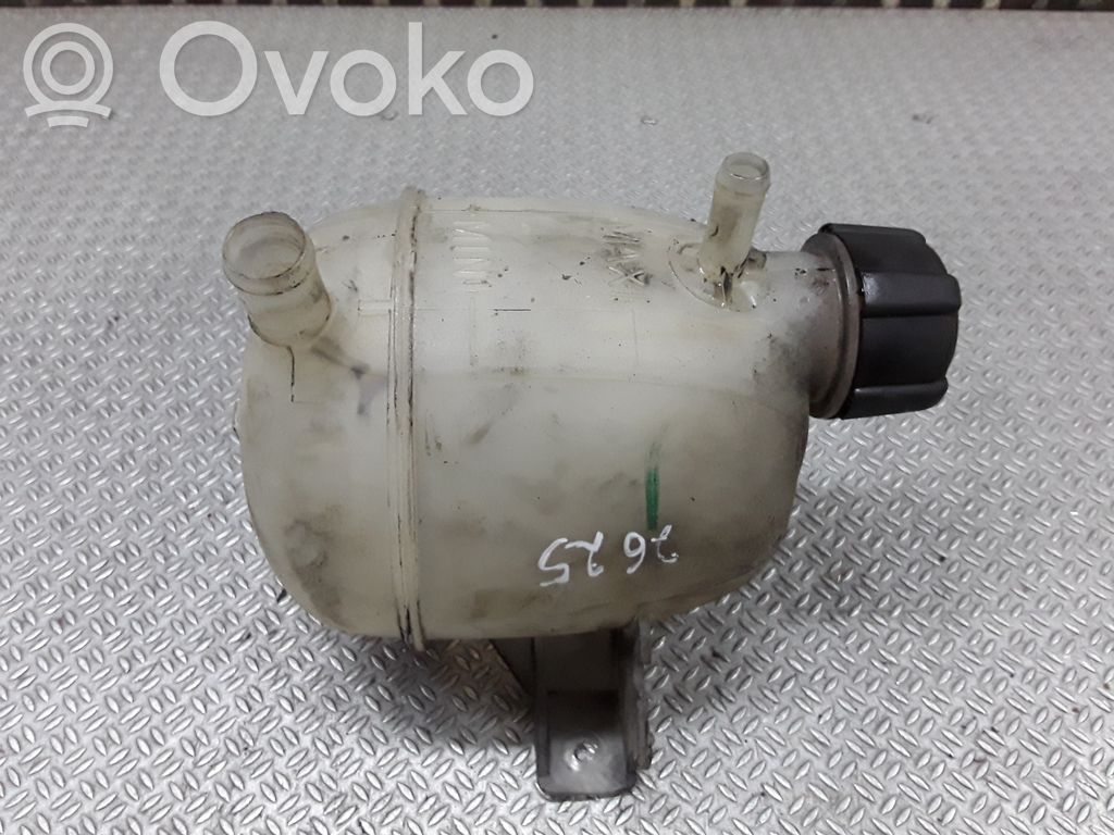 Aušinimo skysčio išsiplėtimo bakelis   8200686355