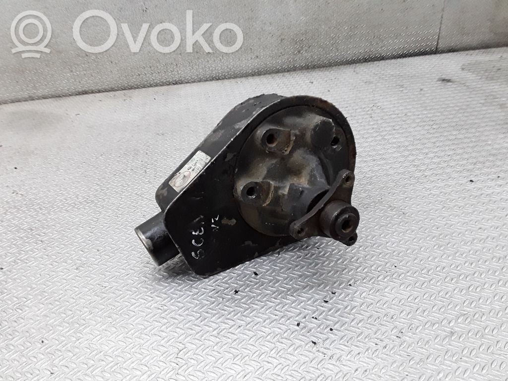 Renault Megane I Ohjaustehostimen pumppu 