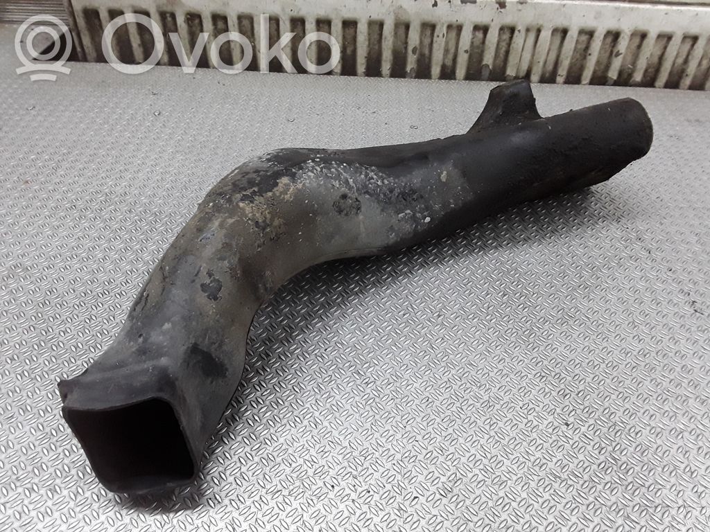 Air intake duct part   7008090