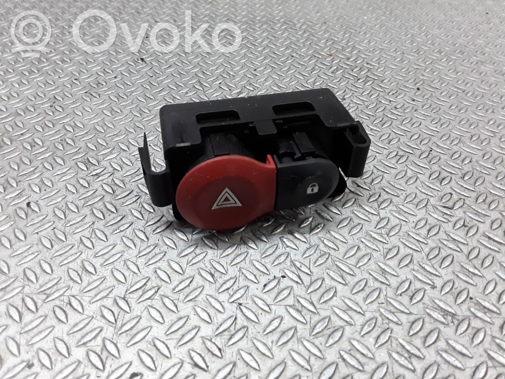 Hazard light switch   8200214895