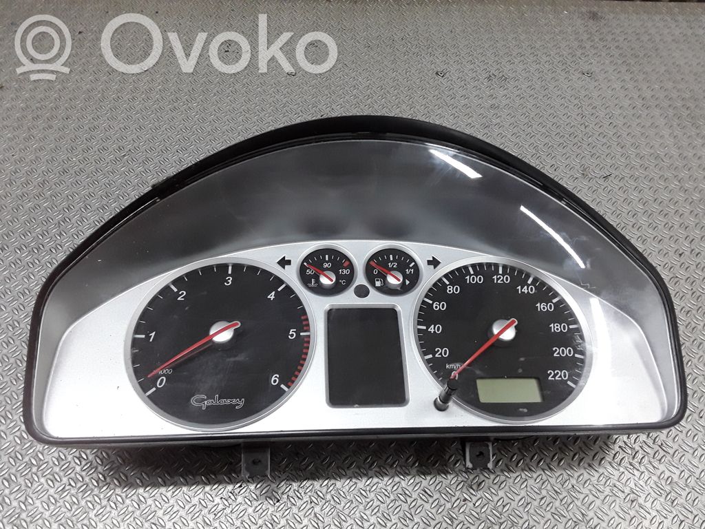 Geschwindigkeitsmesser Cockpit   7M5920800E