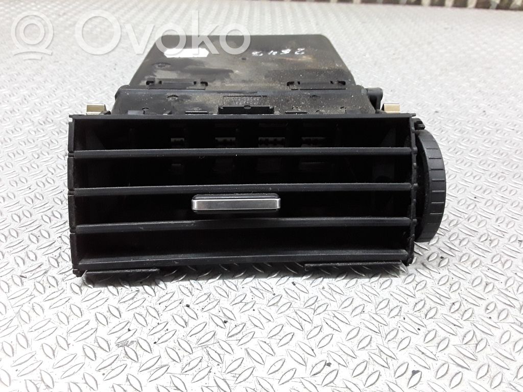Rejilla de ventilación central del panel   3M51R014L21BE