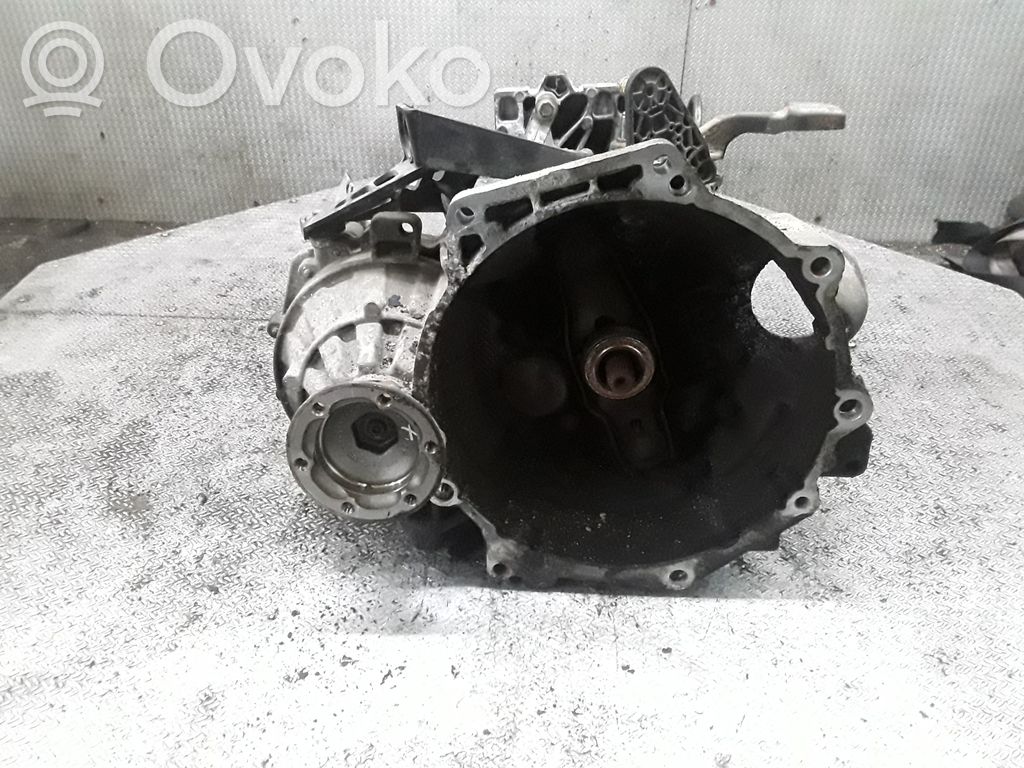 Volkswagen Caddy Manualna 5-biegowa skrzynia biegów 