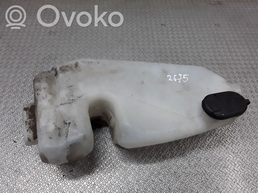 Logu šķidruma tvertne   8200609549
