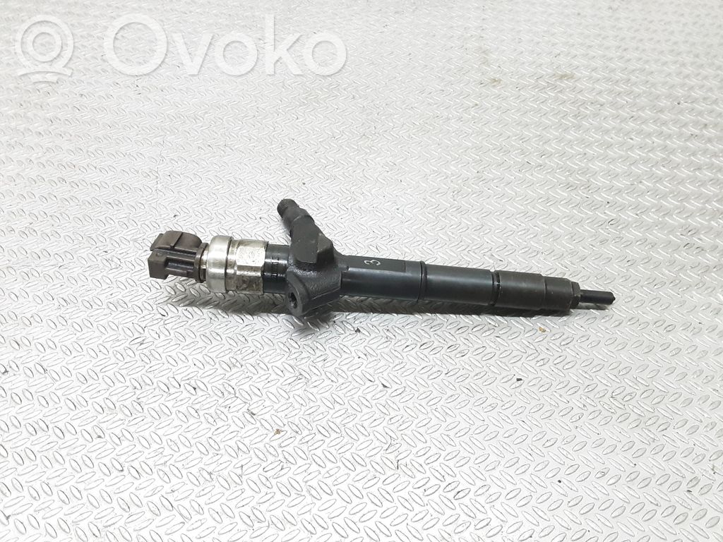 Nissan Primera Inyector de combustible 