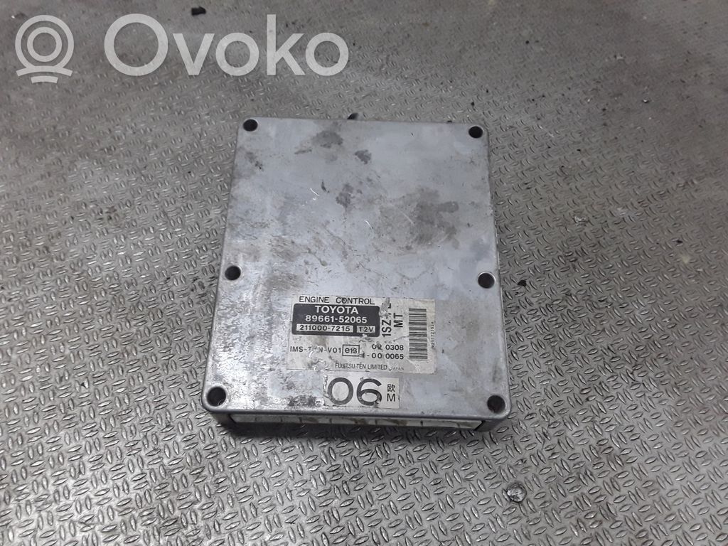 Toyota Yaris Engine control unit/module 