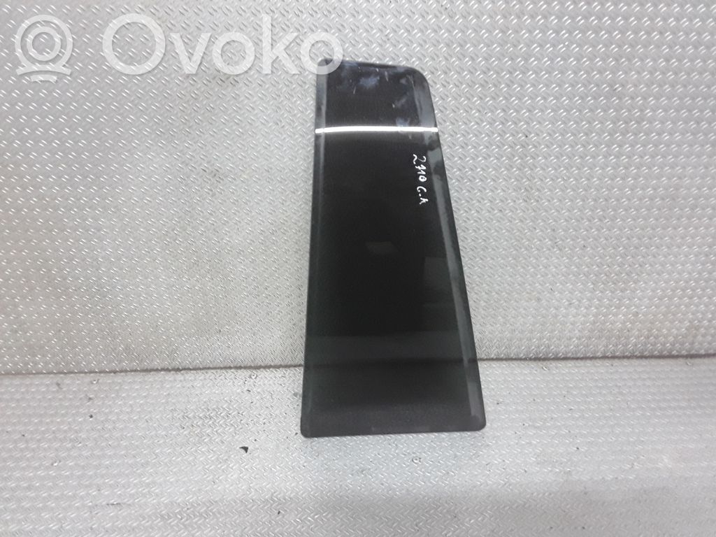 Rear vent window glass