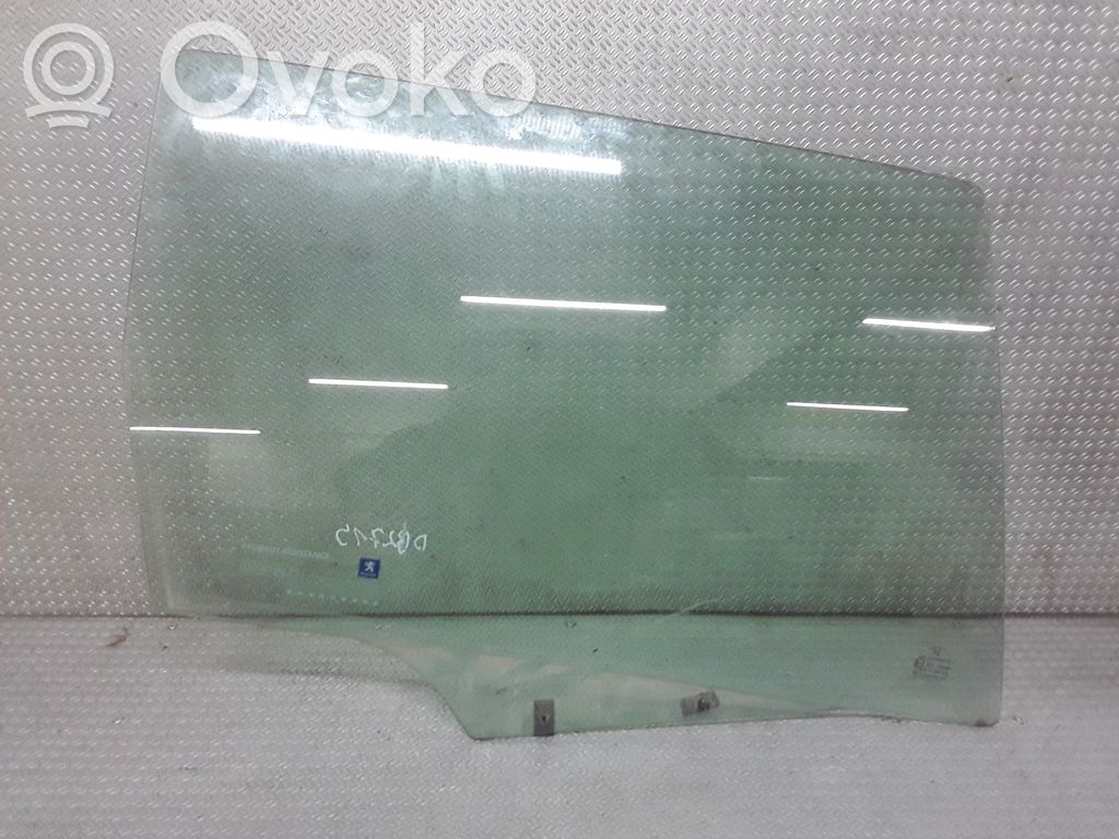 Takaoven ikkunalasi