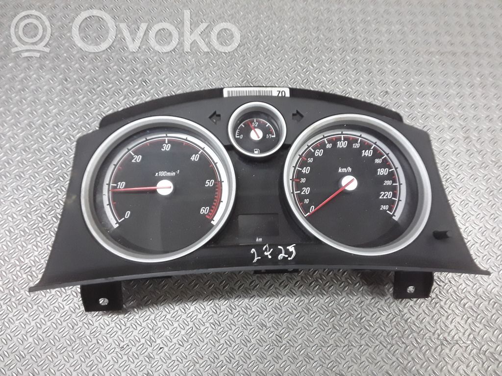 Opel Astra H Speedometer (instrument cluster) 