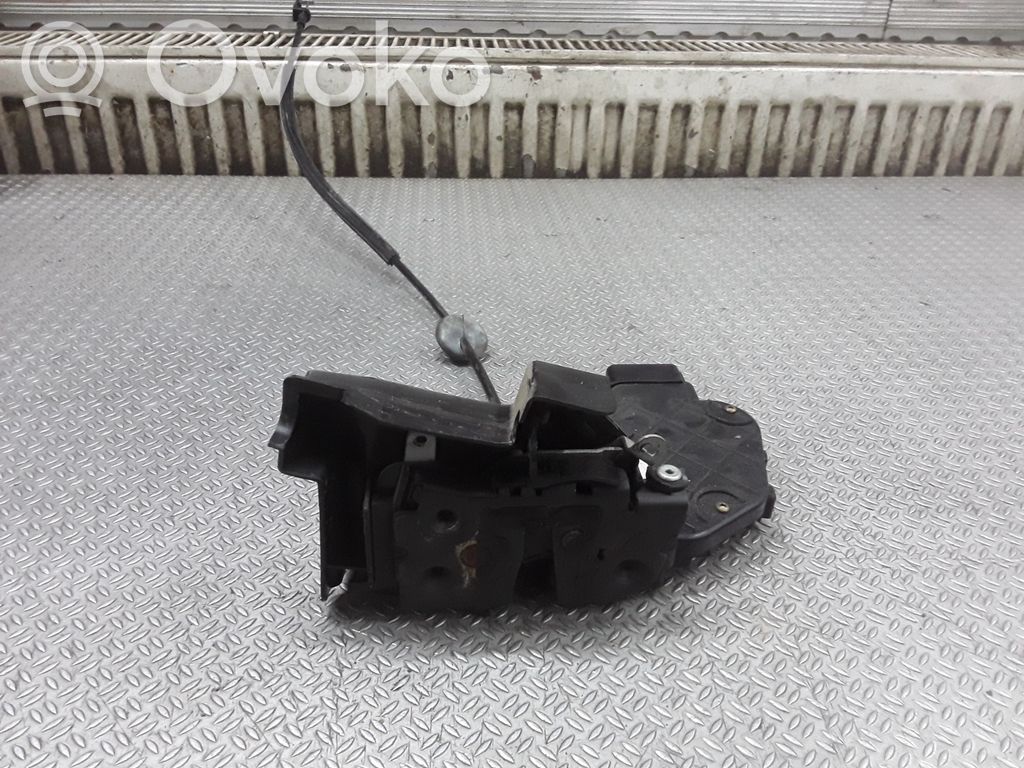 Ford Focus C-MAX Front door lock 