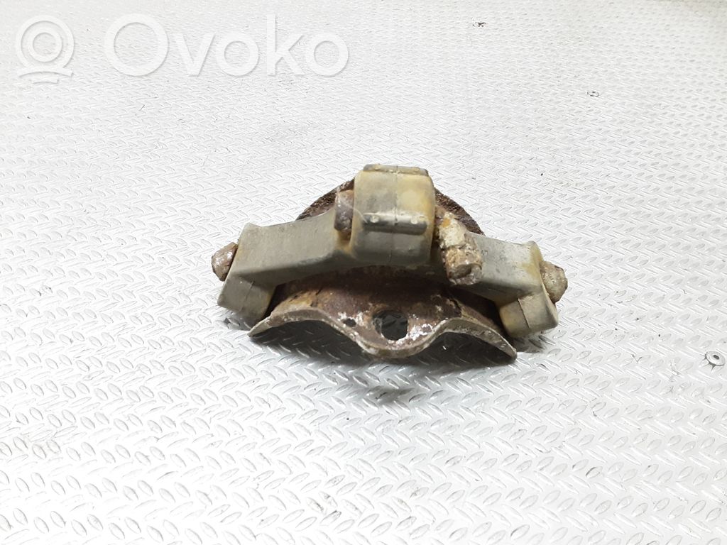 Muffler mount bracket/holder   600253147