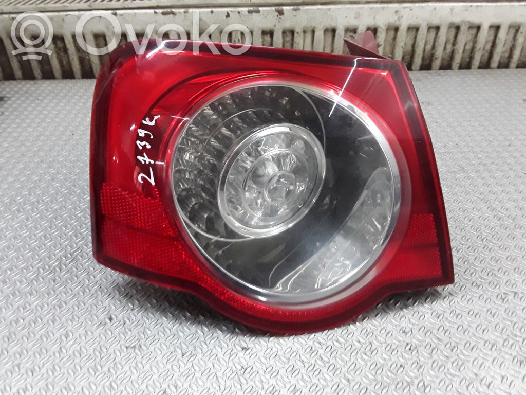 Rear/tail lights