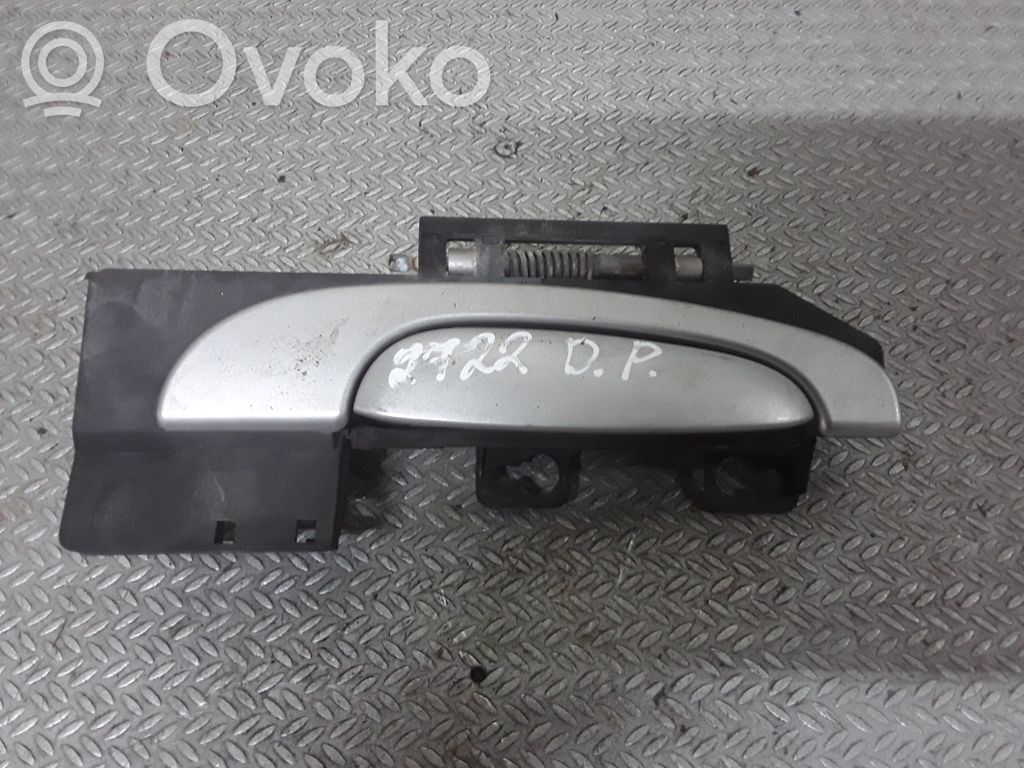 Etuoven ulkokahva   UR33083RH