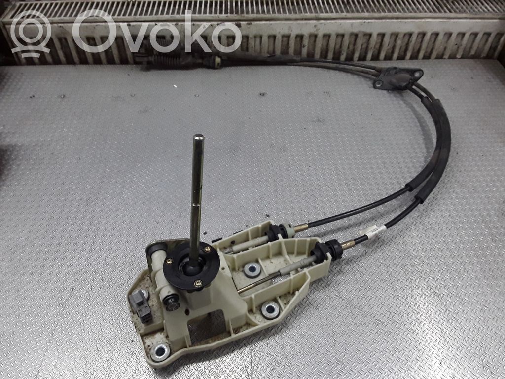 Volvo S60 Gear shifter/selector 