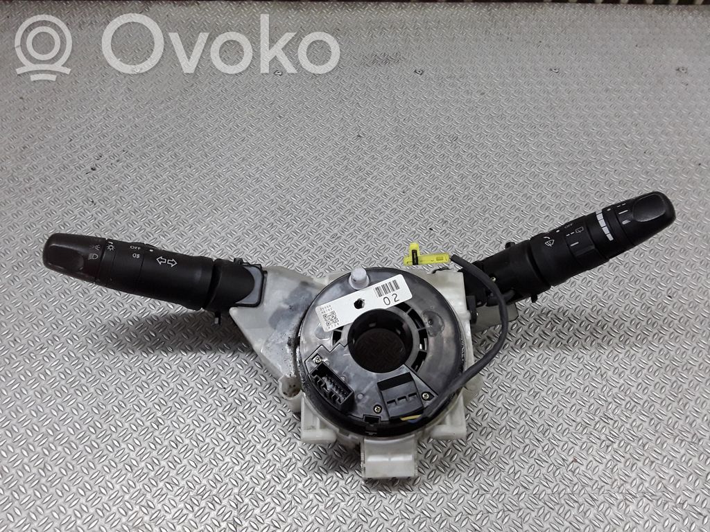 Nissan Micra Interruptor/palanca de limpiador de luz de giro 